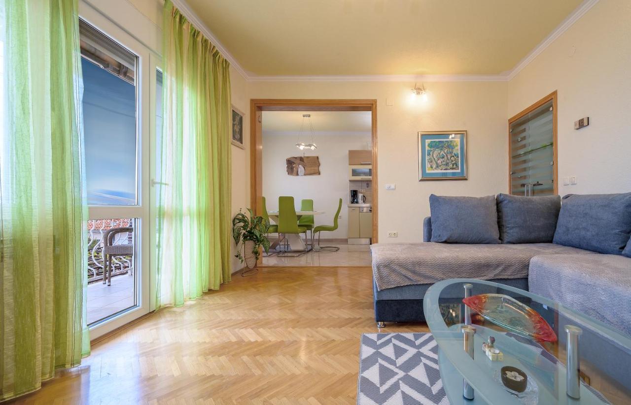 Apartments Juric Podstrana Exterior photo